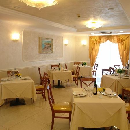 Hotel Di Cosmo San Giovanni Rotondo Luaran gambar