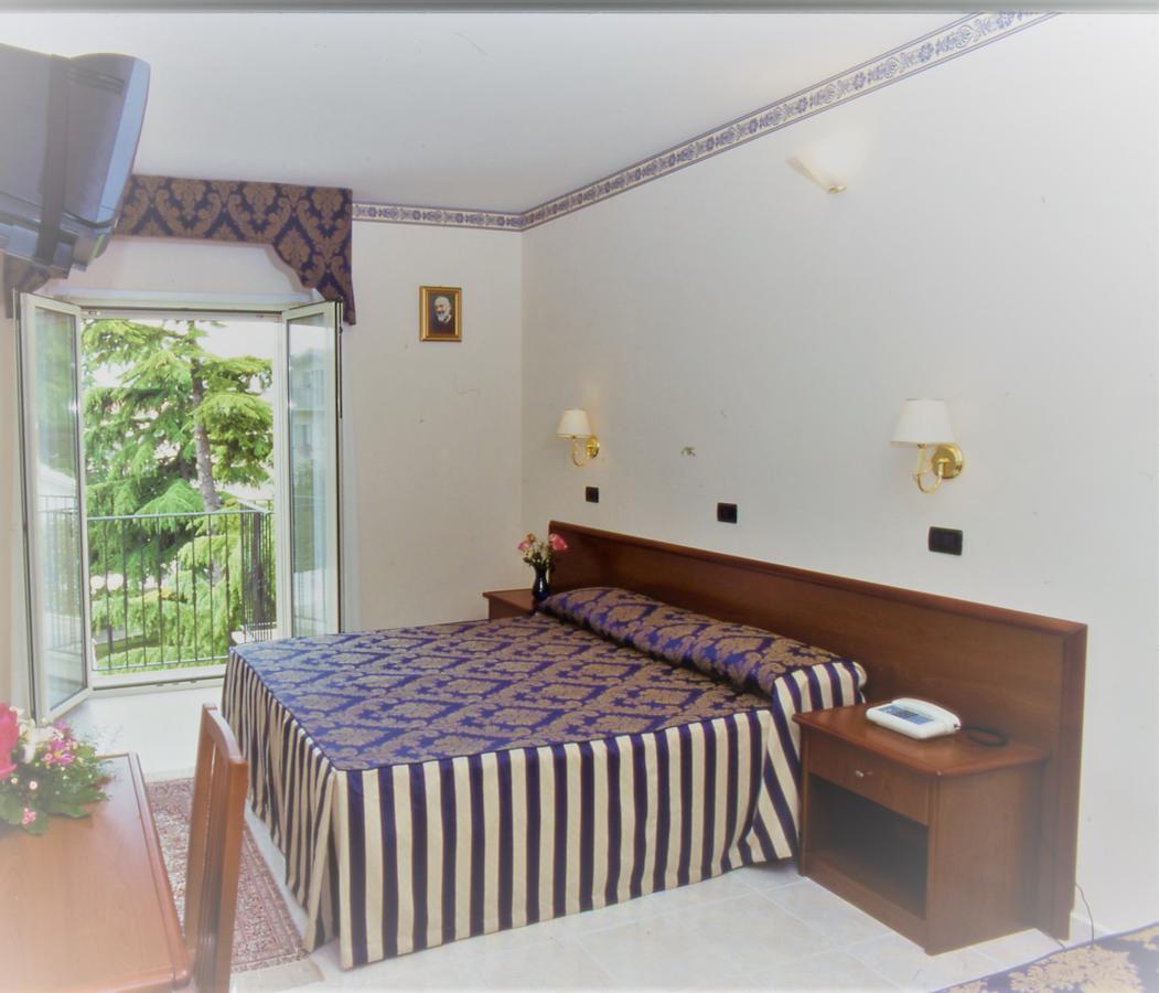 Hotel Di Cosmo San Giovanni Rotondo Luaran gambar